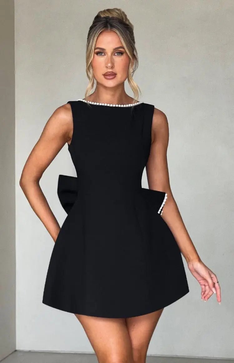 A-Line Mini Wedding Guest Dress Sleeveless Beaded Boat Neck - Black