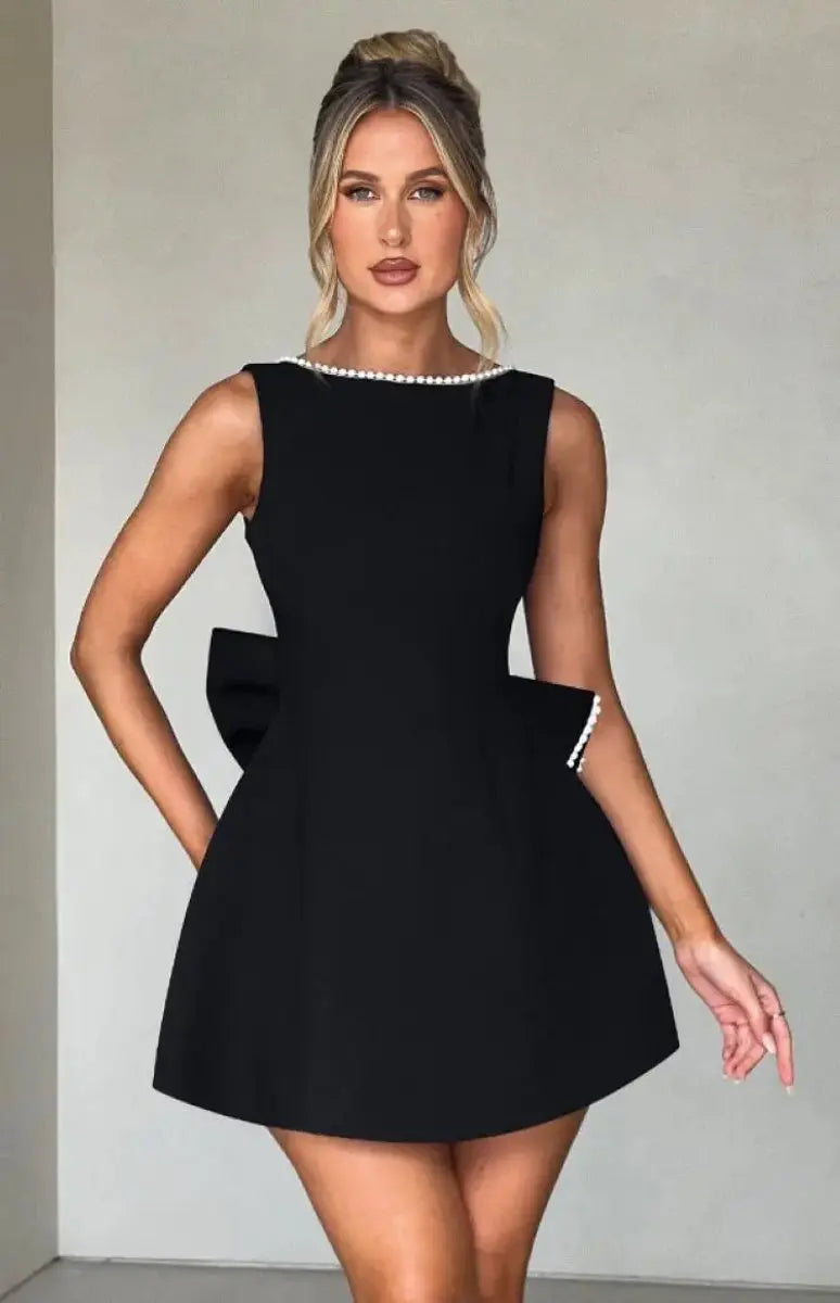 A-Line Mini Wedding Guest Dress Sleeveless Beaded Boat Neck - Black
