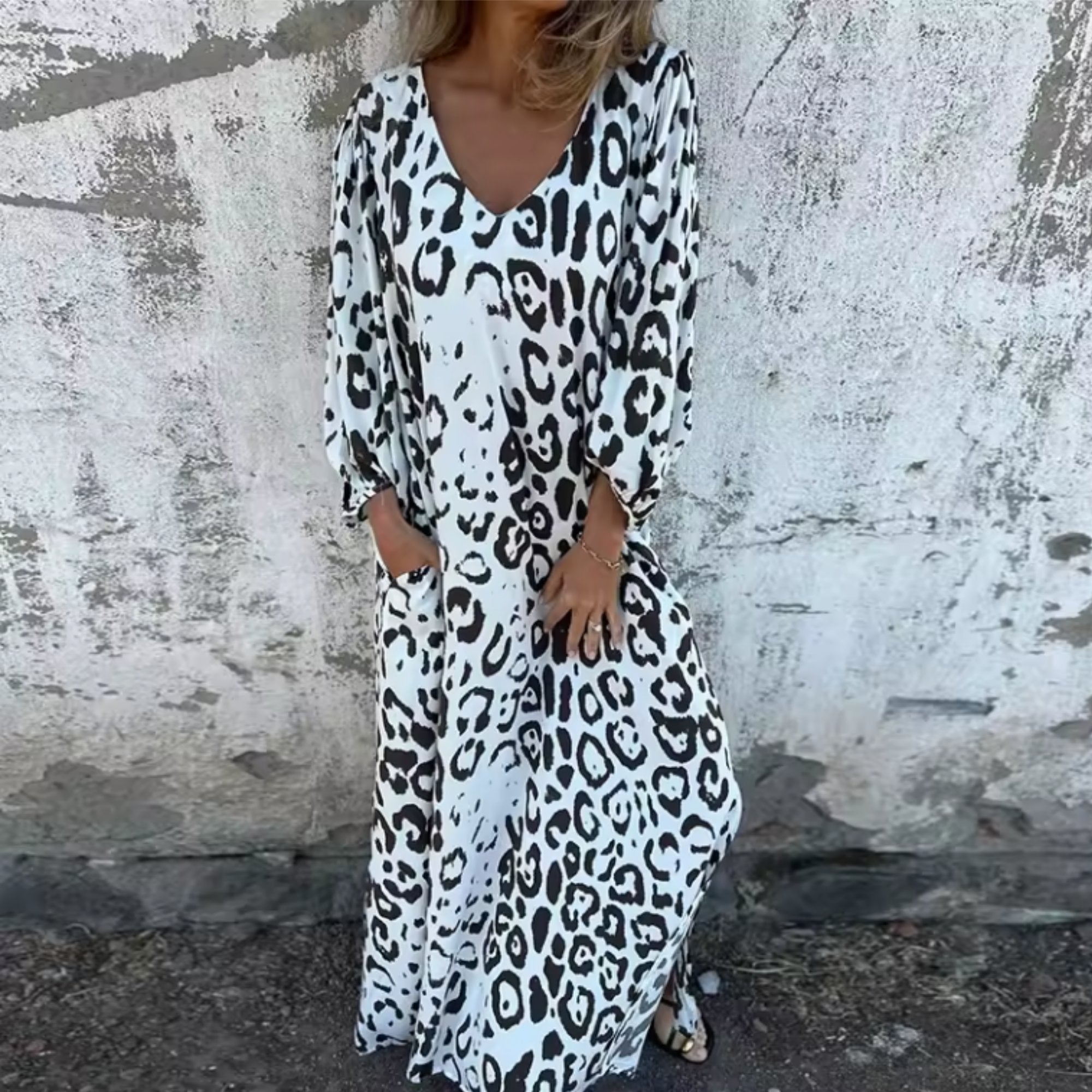 Maxi Dress V-Neck Leopard Print Long Sleeve - White