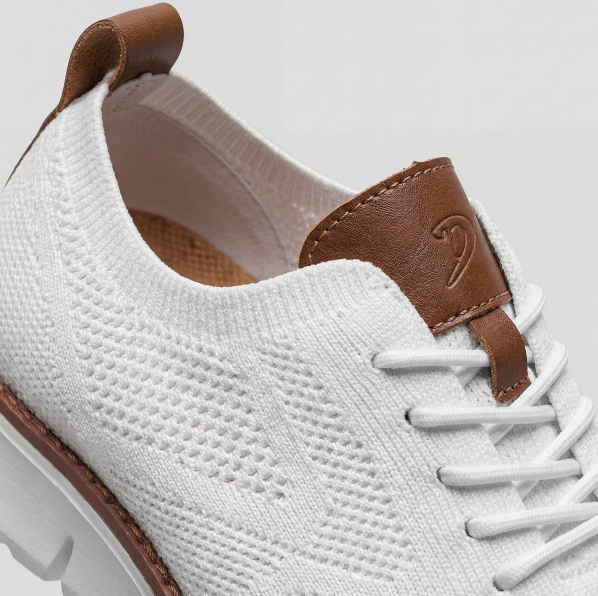 Men's Breathable Flyknit Lace-Up Smart Casual Trainers