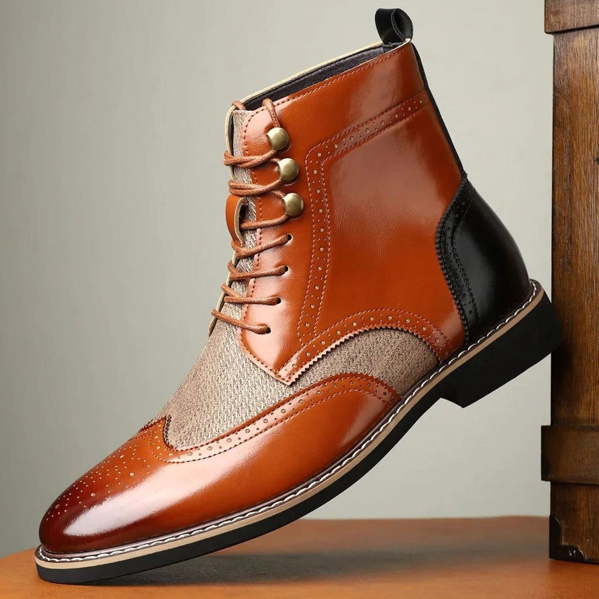Men's Full-Grain Leather Brogue Lace-Up Ankle Boots - Brown