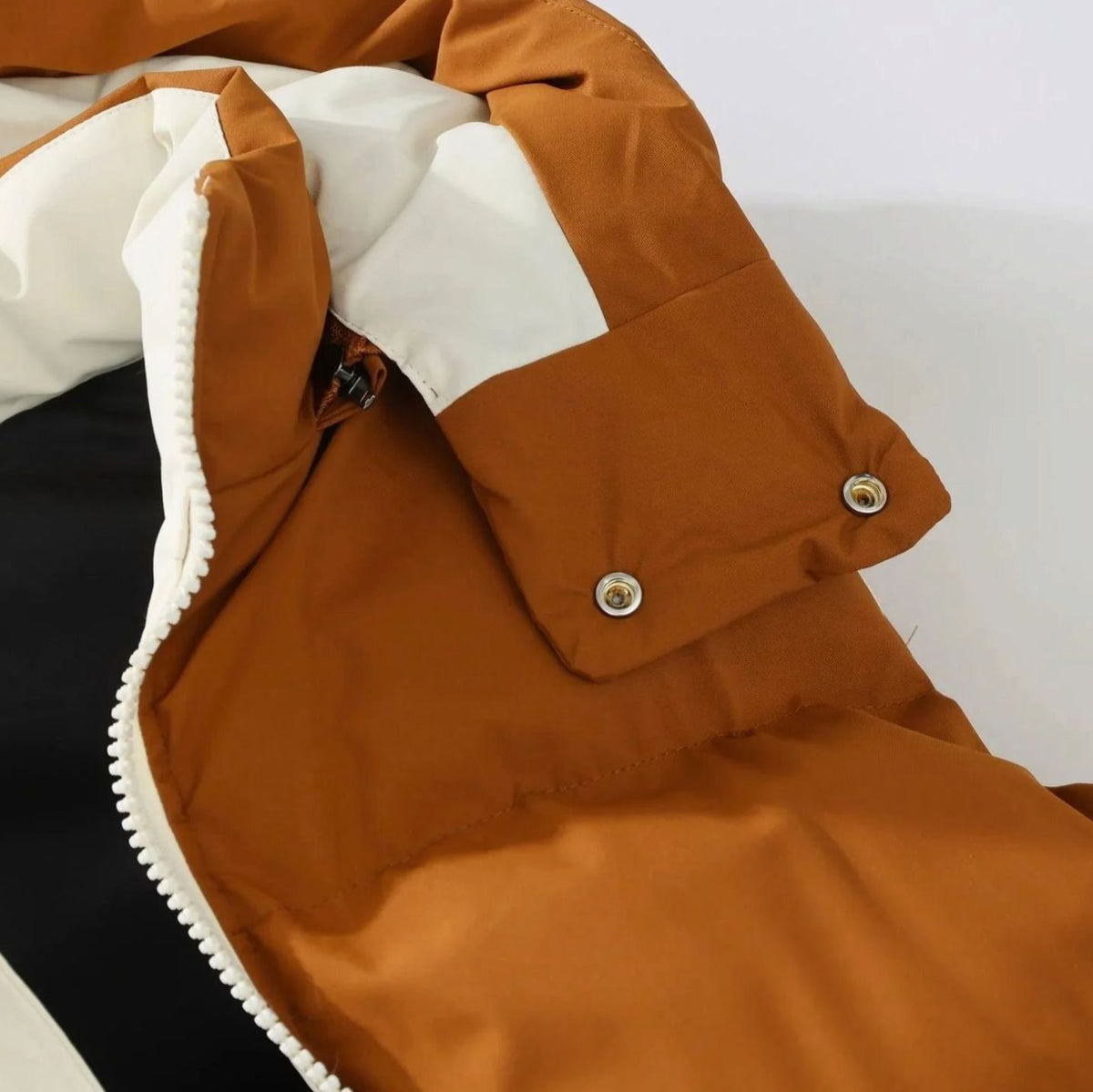 Men's Insulated Puffer Gilet Detachable Hood Water-Resistant Vest
