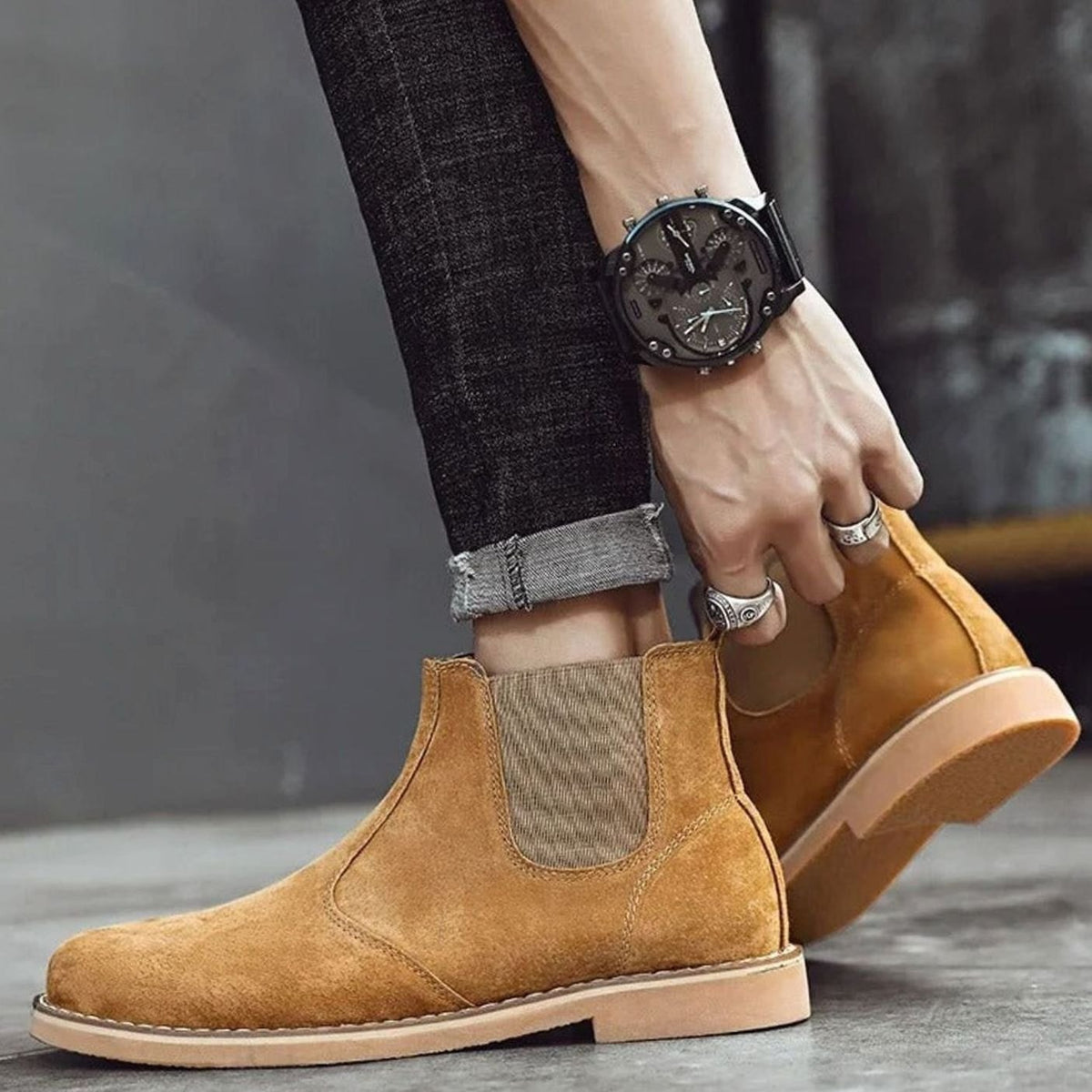 Men's Slip-On Leather Chelsea Boots Rubber Sole