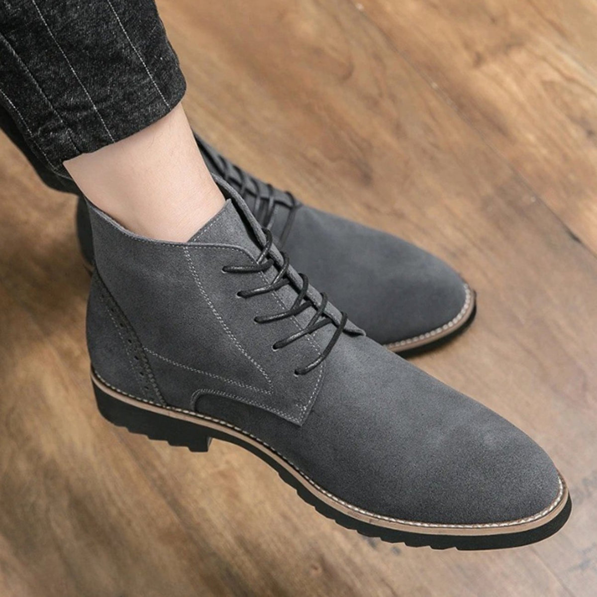 Men's Suede-Feel Lace-Up Chukka Boots - Grey