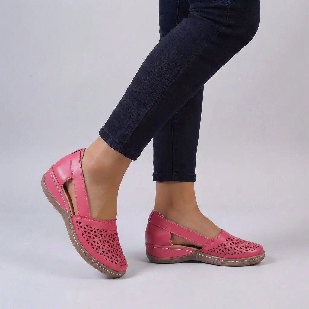 Orthopedic Wedge Sandals Scalloped Perforated - Rose Red