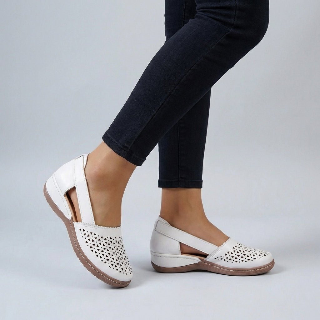 Orthopedic Wedge Sandals Scalloped Perforated - White
