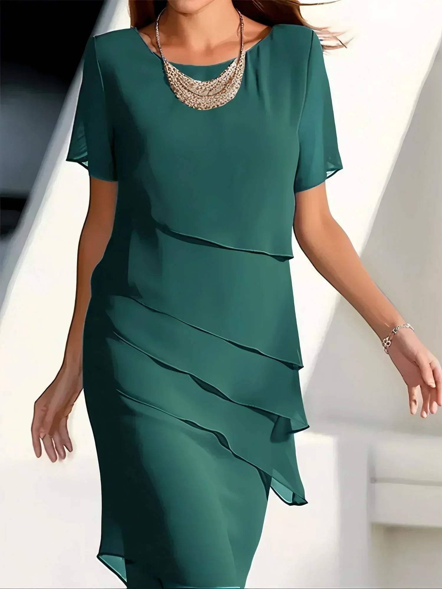 Tiered Chiffon Dress Short Sleeve Asymmetric - Grün