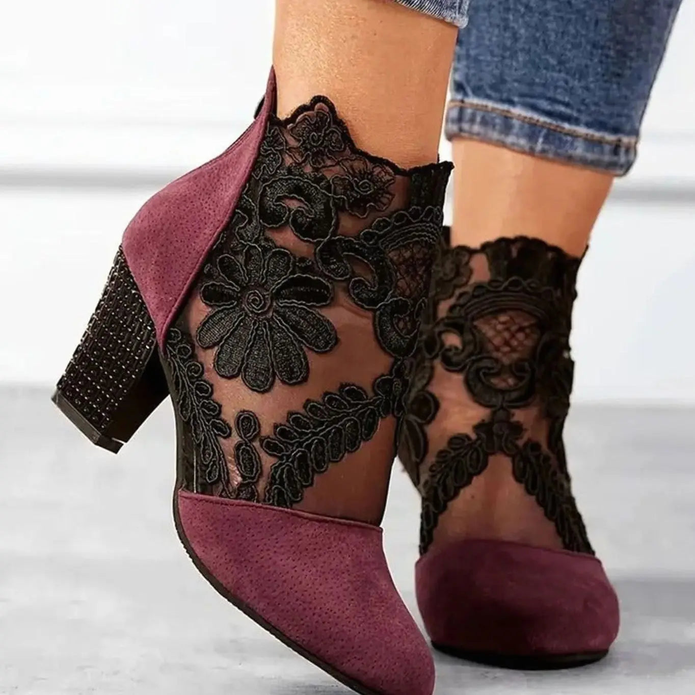 Women's Block Heels Floral Lace Suede Ankle Boots - Red