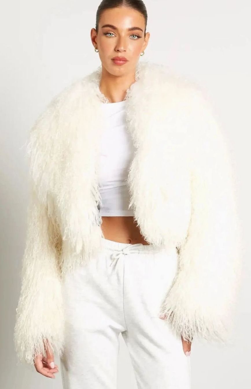Women's Cropped Teddy Style Faux Fur Jacket Long Sleeves
