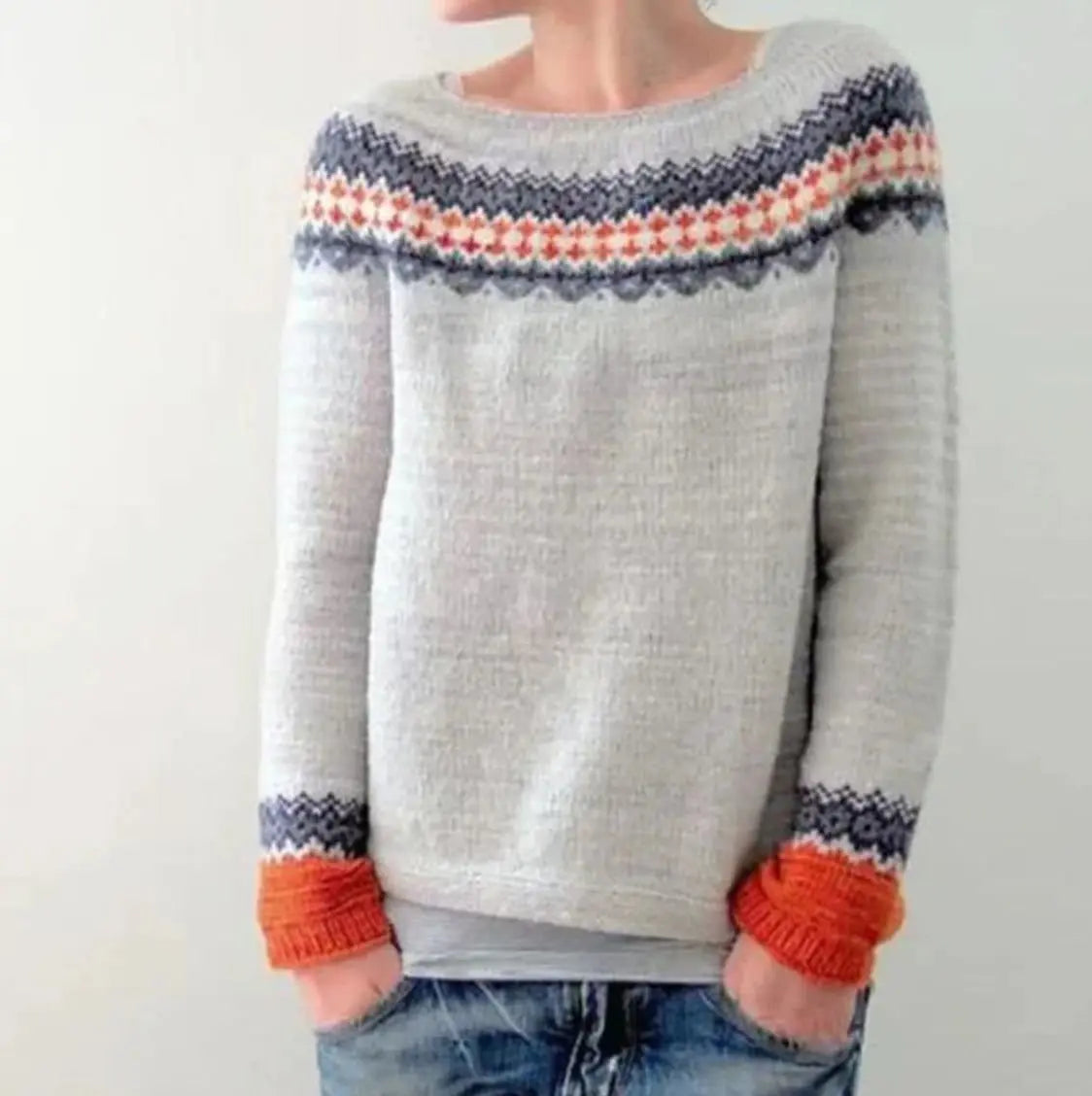 Women's Fair Isle Crew Neck Long Sleeve Knit Sweater - Light Grey
