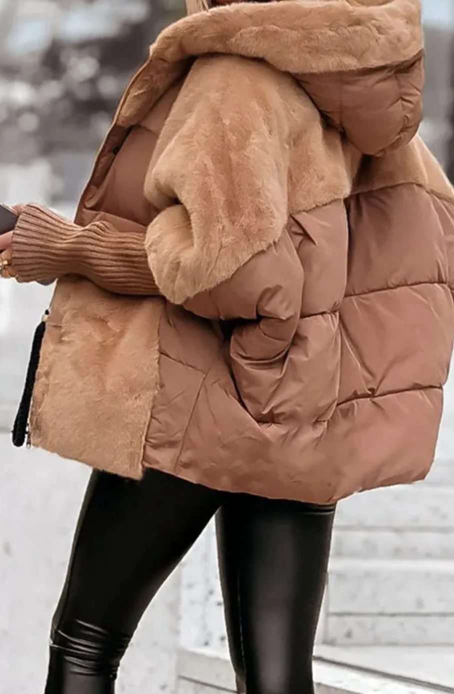 Women's Faux Fur Hooded Quilted Puffer Winter Jacket