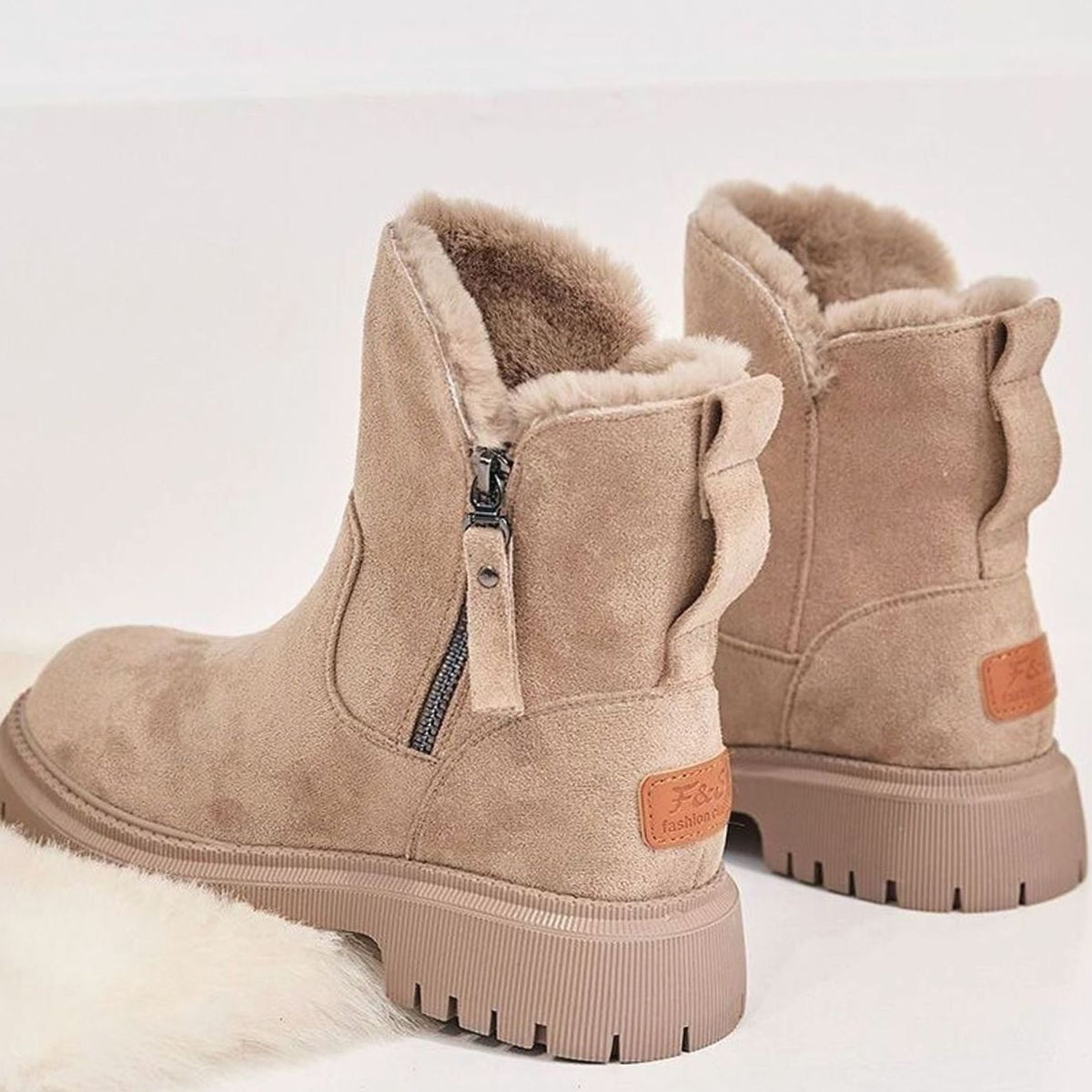 Women's Faux Fur Lined Chunky Sole Winter Ankle Boots