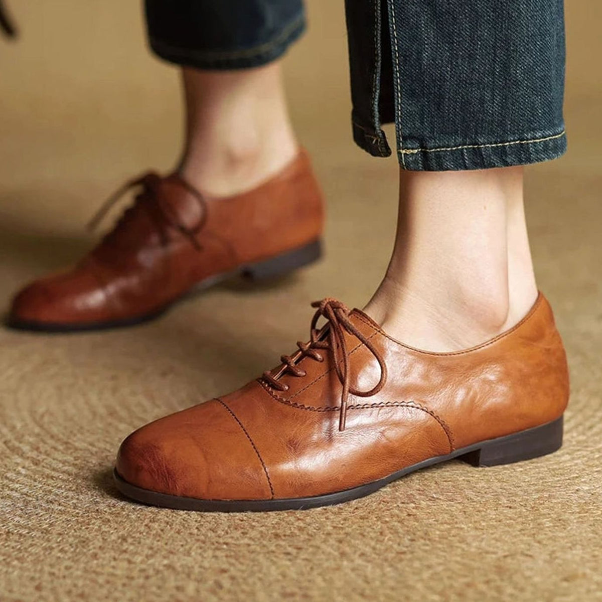 Women's Flat Oxford Shoes Leather Lace-Up Cap Toe