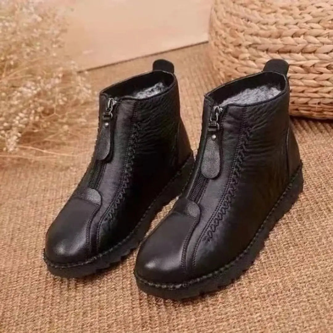 Women's Fleece-Lined Non-Slip Zip-Up Leather Ankle Boots - Black