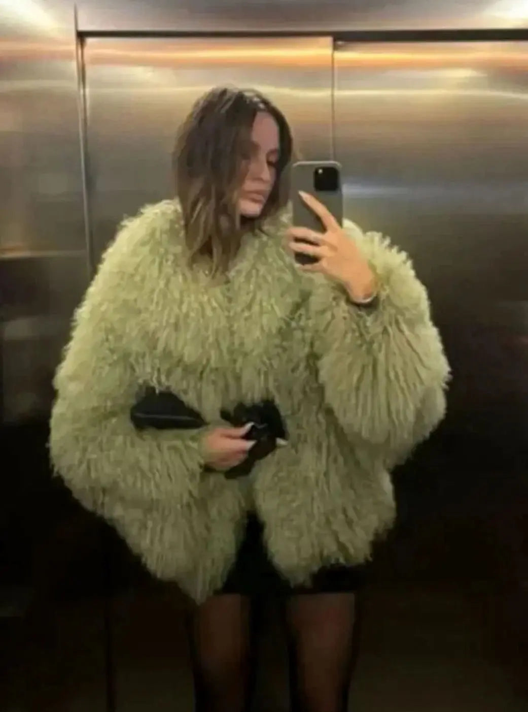 Women's Fluffy Faux Fur Coat Short Shaggy Jacket