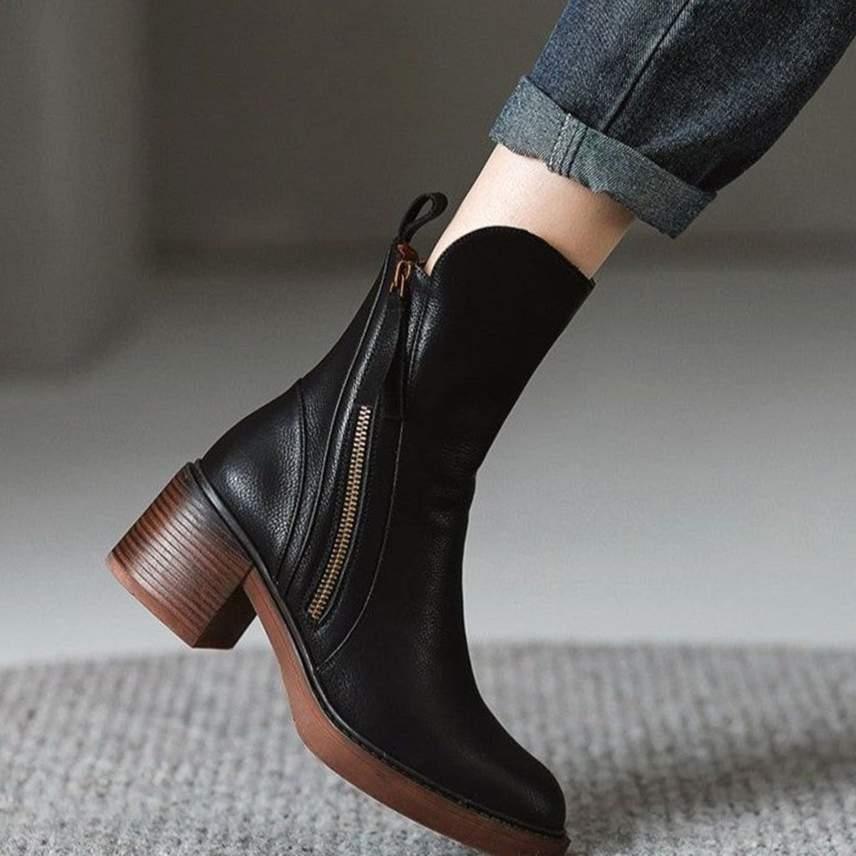 Women's Genuine Leather Side-Zip Block-Heel Ankle Boots, Black
