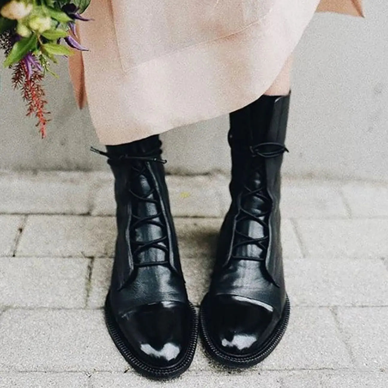Women's Lace-Up Leather Ankle Boots Cap Toe Flat