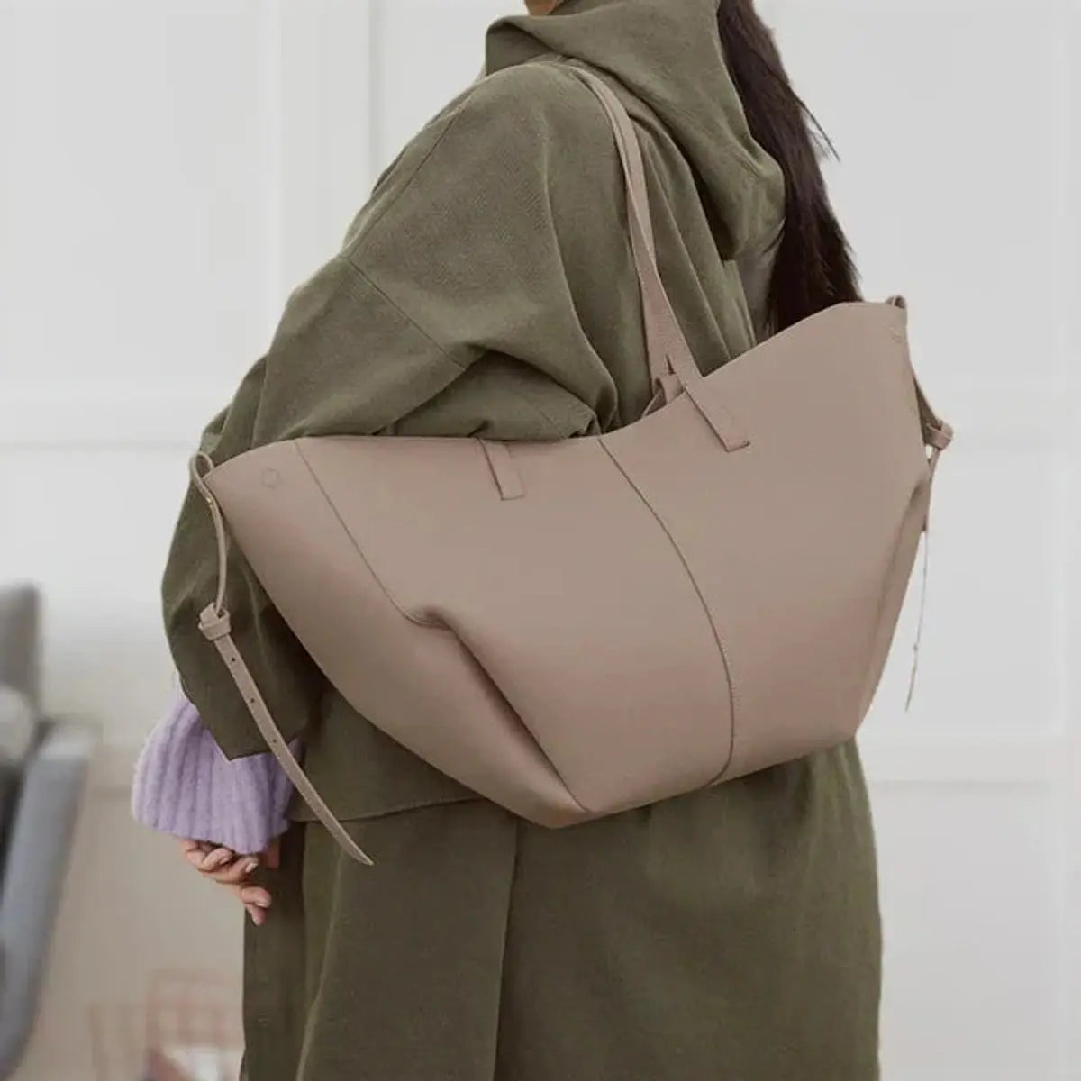 Women's Large Vintage Faux Leather Shoulder Tote Bag - Grey
