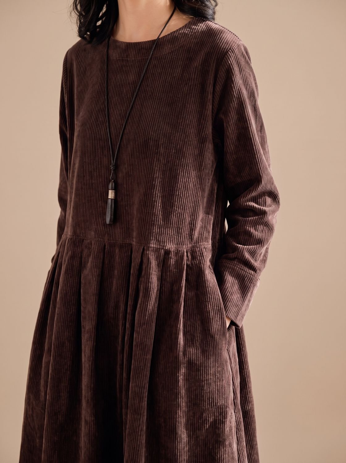 Women's Long-Sleeve Pleated Velvet Midi Dress