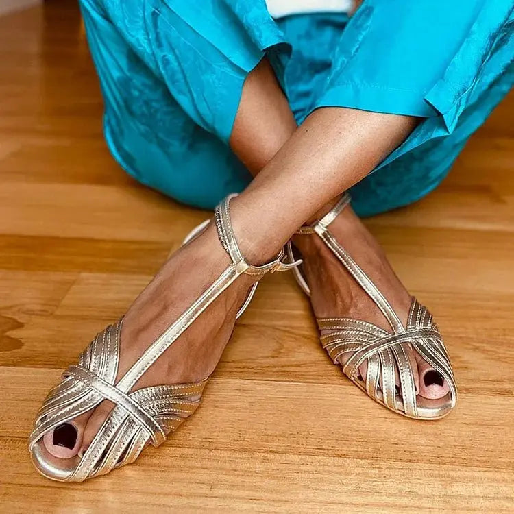 Women's Metallic T-Strap Sandals - Gray