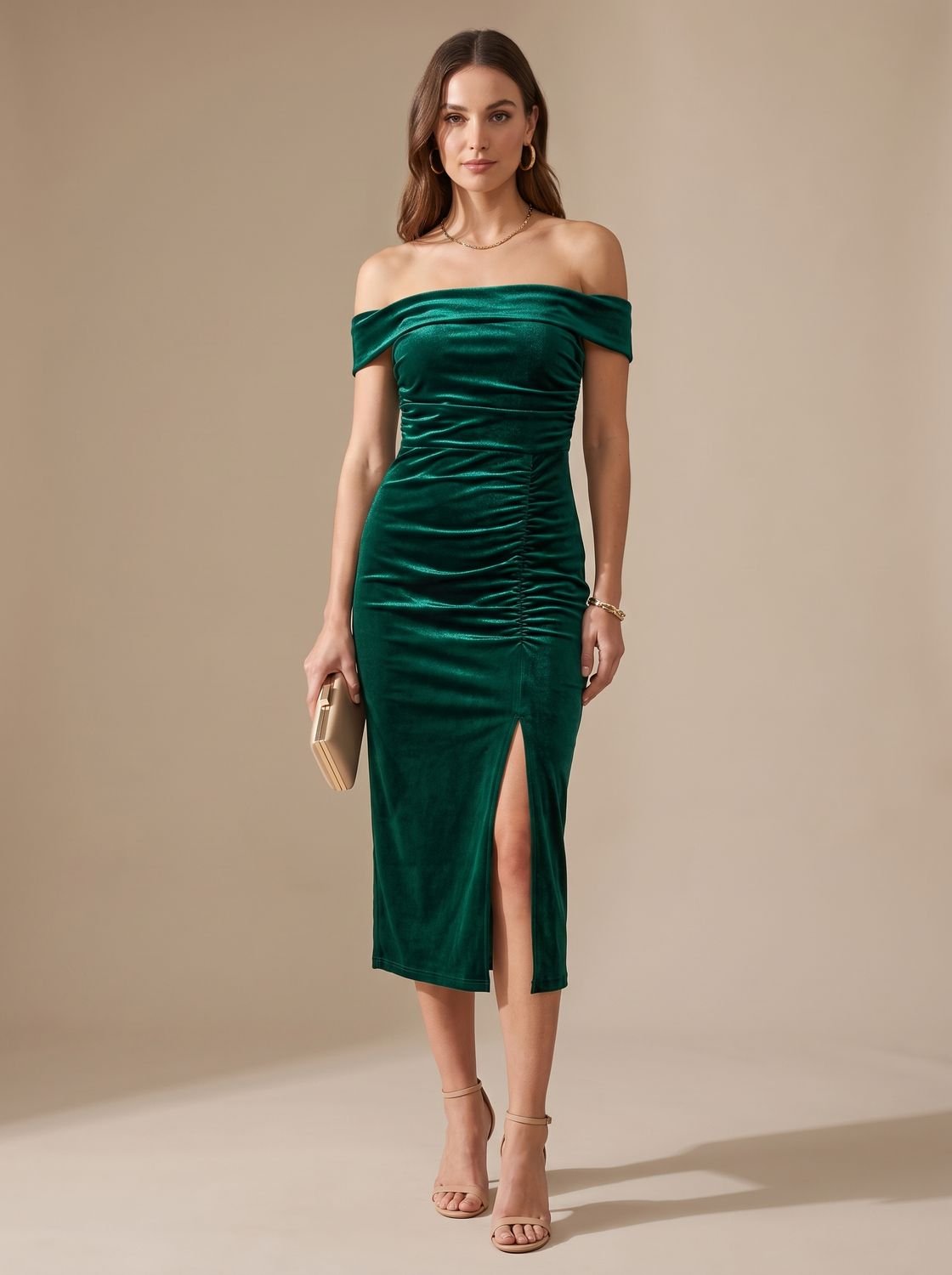 Women's Off-Shoulder Ruched Velvet Midi Dress - Green