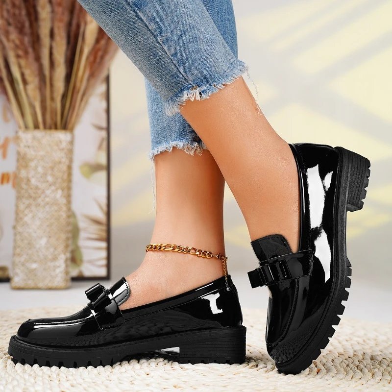 Women's Orthopedic Loafers Patent Leather Bow Detail - Black