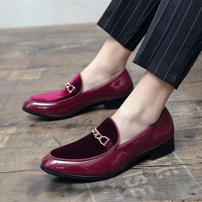 Women's Orthopedic Velvet Loafers with Gold Chain