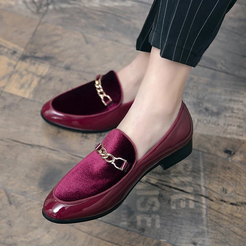 Women's Orthopedic Velvet Loafers with Gold Chain