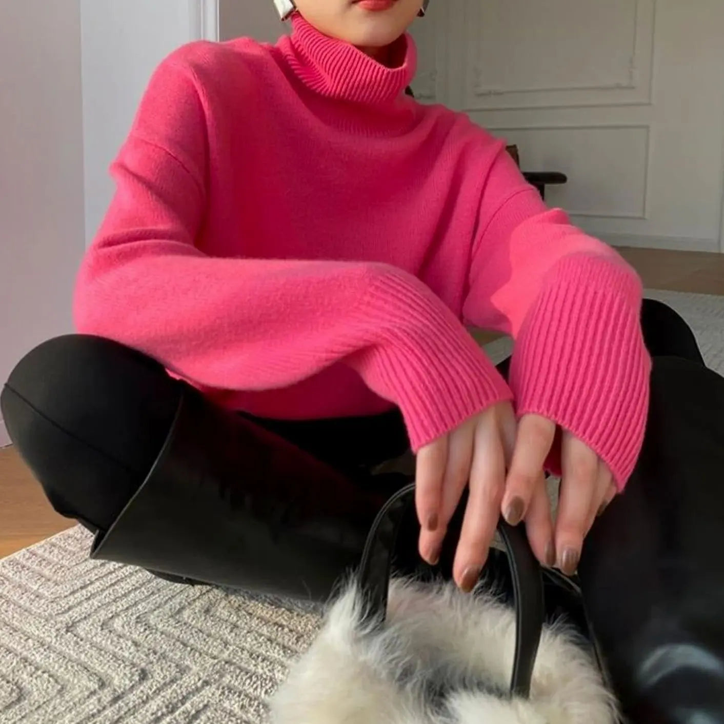 Women's Oversized Long-Sleeve Knit Turtleneck Jumper - Pink