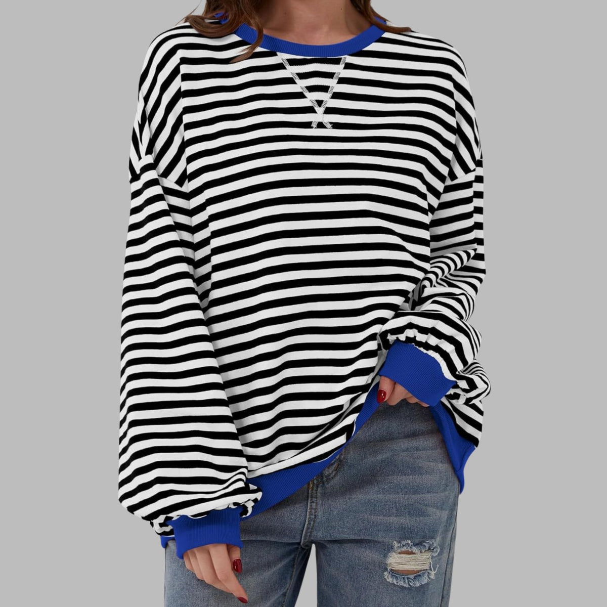 Women's Oversized Striped Crewneck Retro Sweatshirt, Black and White - Black
