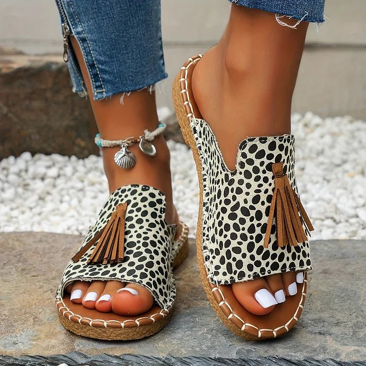 Women's Patterned Slide Sandals with Tassel Detail - Black & White