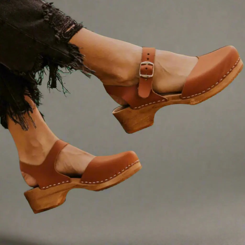 Women's Platform Sandals with Ankle Strap Low Block Heel - Brown