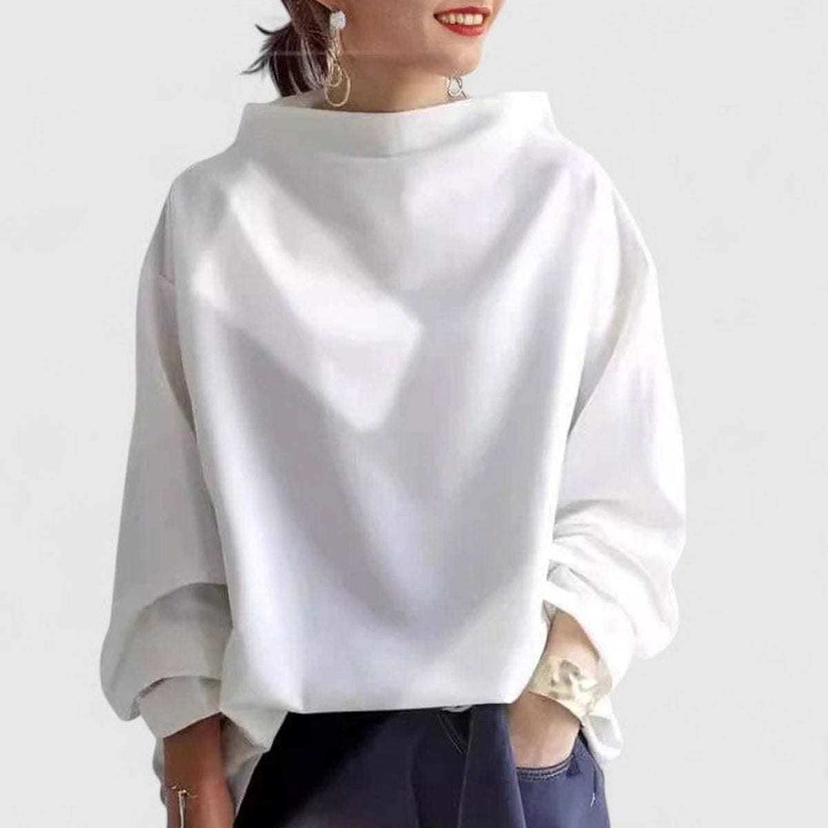 Women's Relaxed-Fit Mock-Neck Long-Sleeve Sweatshirt Top - White