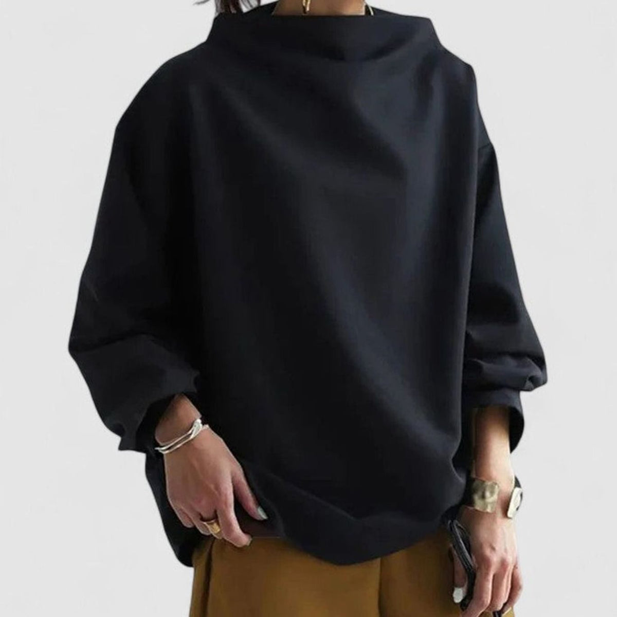 Women's Relaxed-Fit Mock-Neck Long-Sleeve Sweatshirt Top