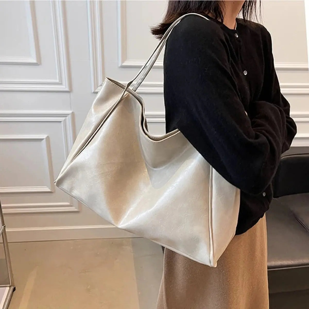 Women's Retro Large Faux Leather Shoulder Tote Bag
