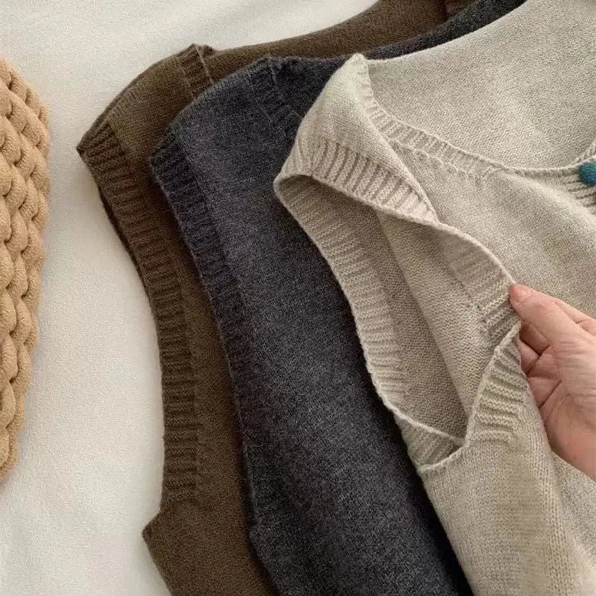 Women's Sleeveless Knit Button-Front Vest Cardigan