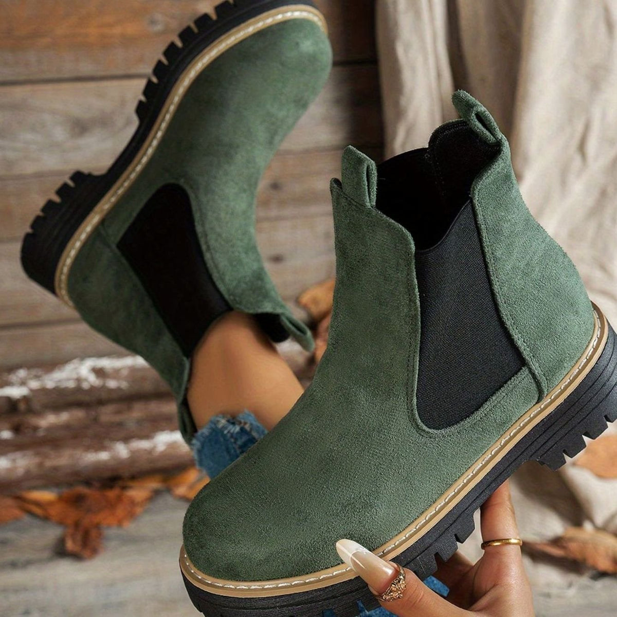 Women's Suede Platform Chelsea Ankle Boots Slip-On - Green