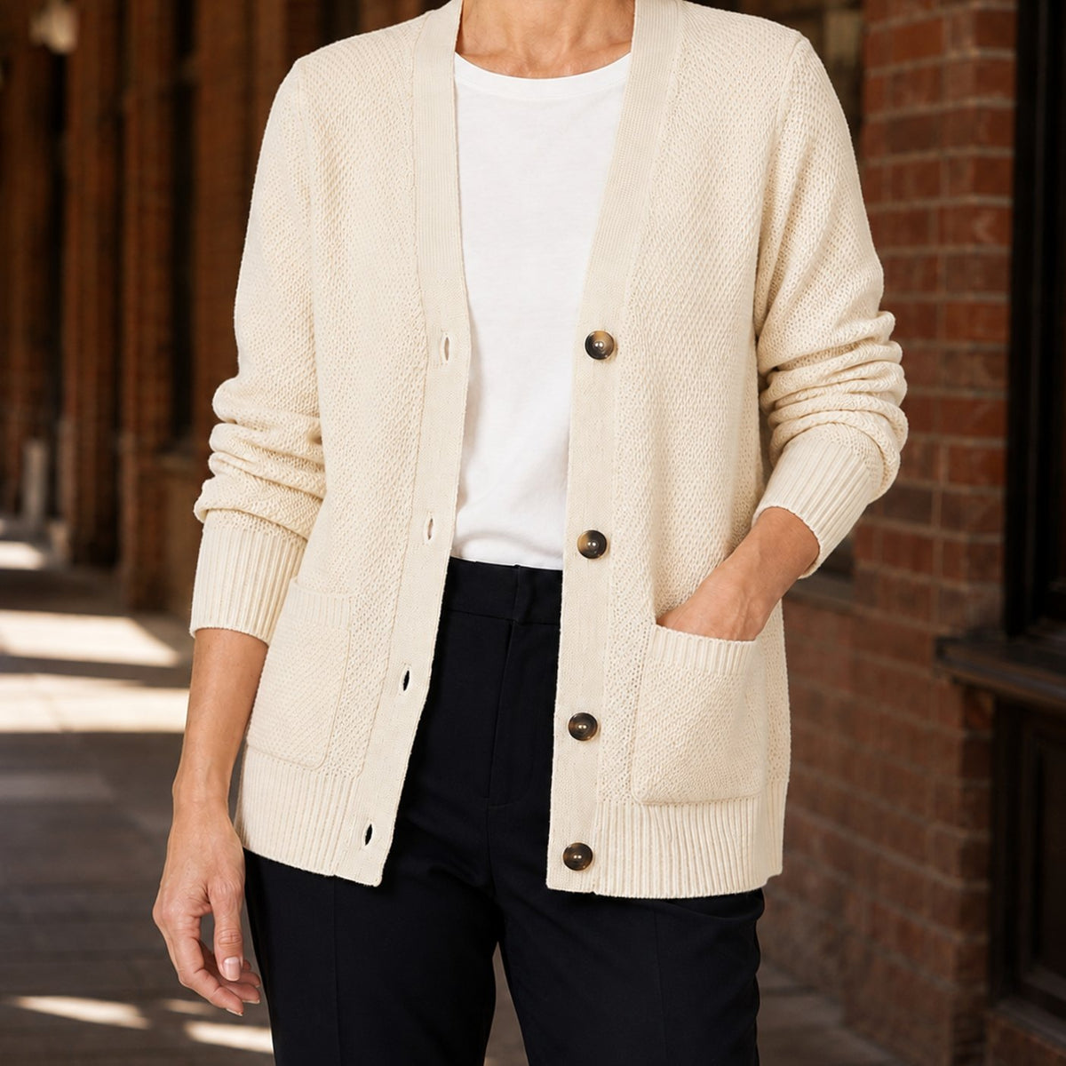 Women's V-Neck Button-Front Knitted Cardigan - Pink