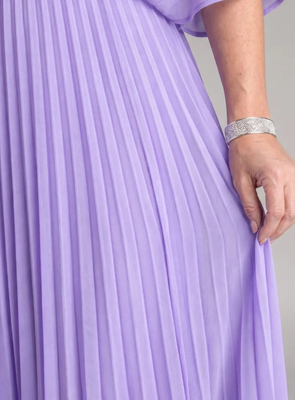 Women's V-Neck Pleated Maxi Party Dress Flutter Sleeves