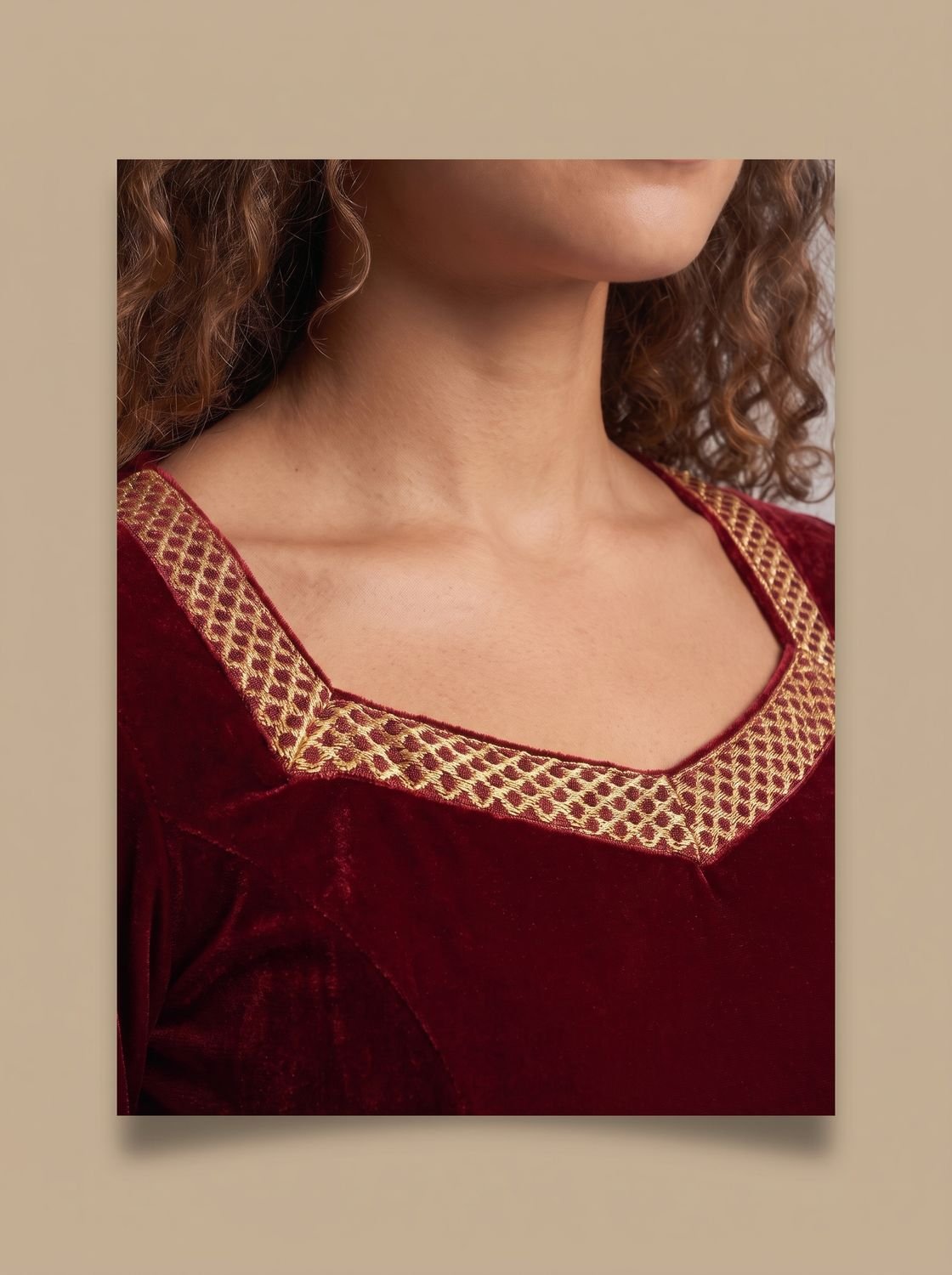 Women's Velvet Dress Defined-Waist Flared-Sleeve Medieval Maxi Gown