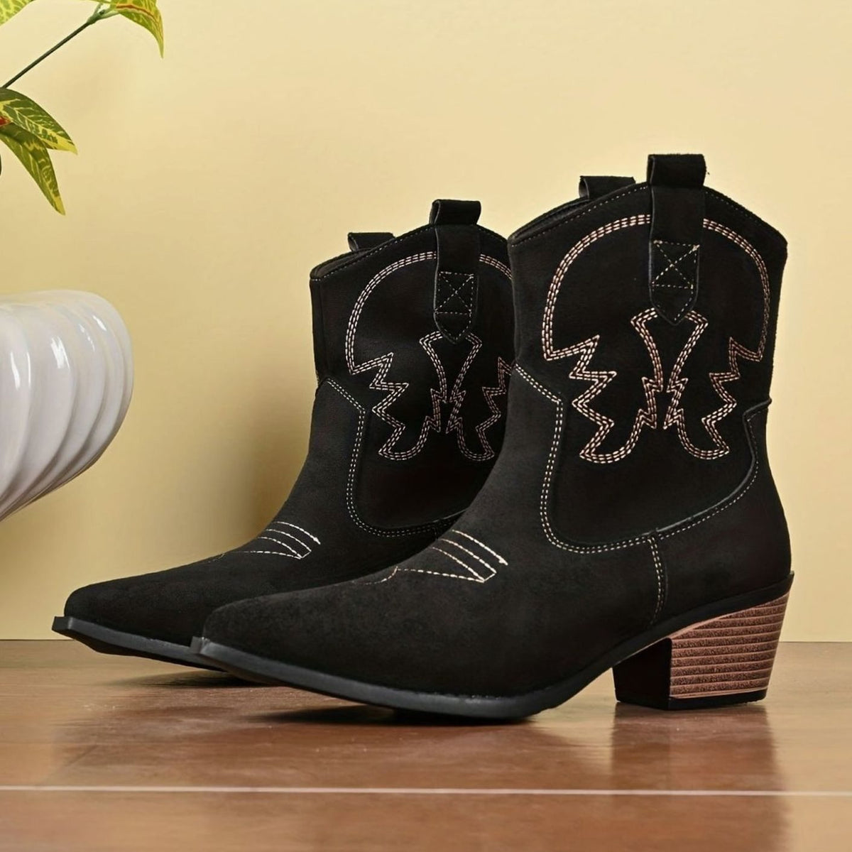 Women's Wide-Calf Embroidered Slip-On Western Cowboy Boots - Black