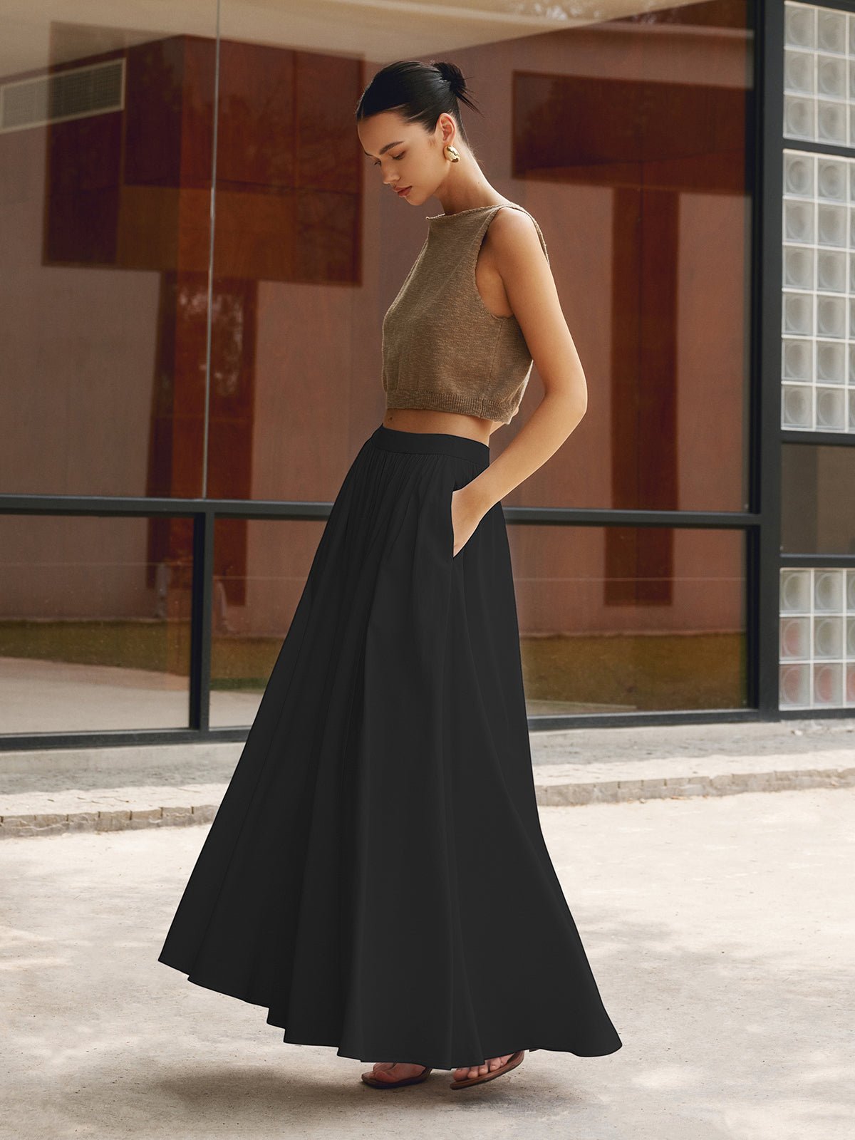 A-Line Pleated Maxi Skirt High Waisted with Pockets - Black