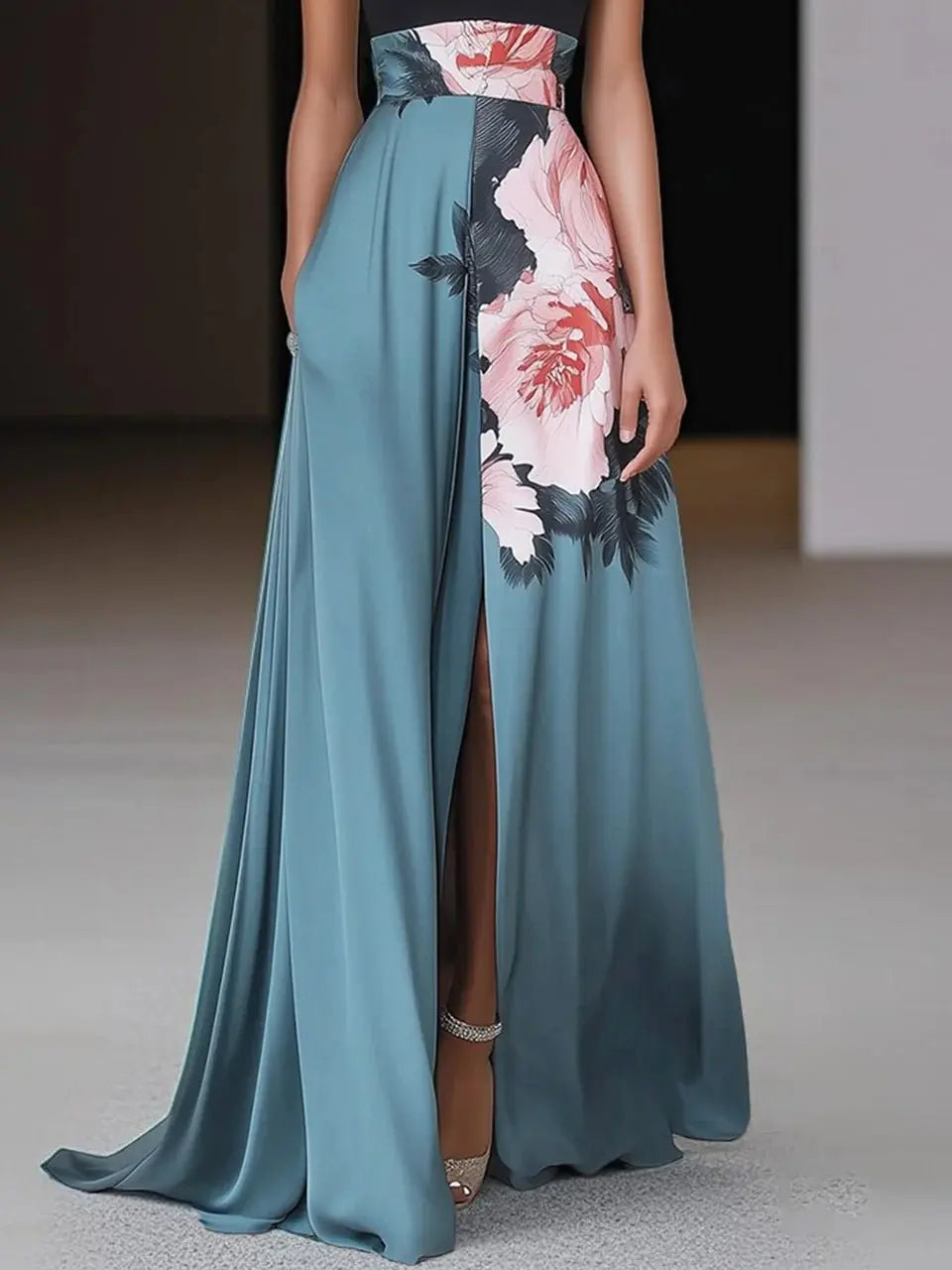 Maxi Dress Halterneck Floral A-Line Side Slit Sleeveless
