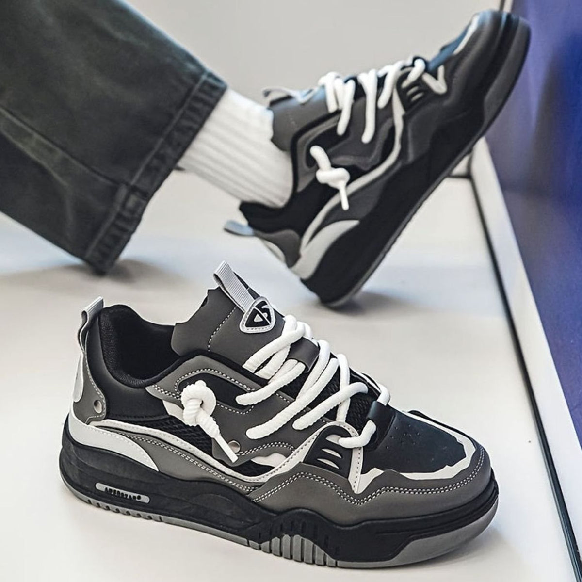 Men's Chunky Low-Top Lace-Up Casual Trainers