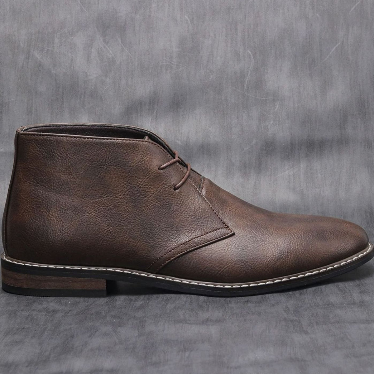 Men's Cowhide Leather Lace-Up Chukka Boots