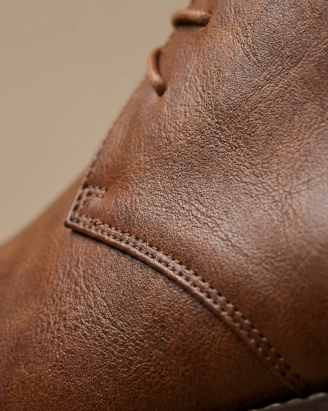 Men's Full-Grain Leather Lace-Up Chukka Boots Alder