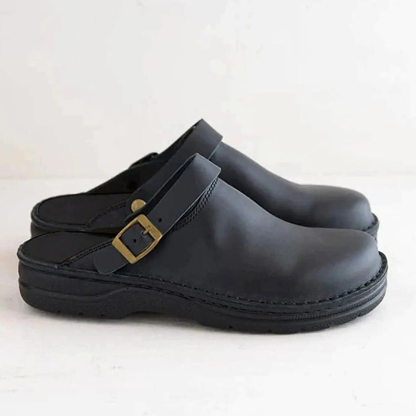 Men's Orthopedic Leather Buckle-Strap Slip-On Clogs - Black