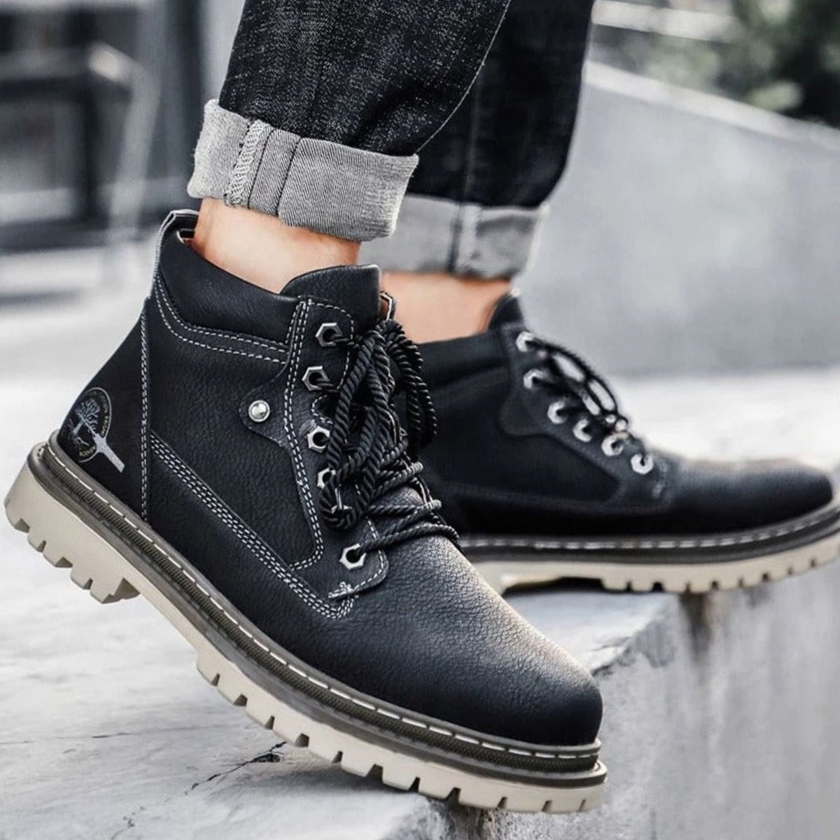 Men's Rugged Lace-Up Ankle Work Boots Padded Collar