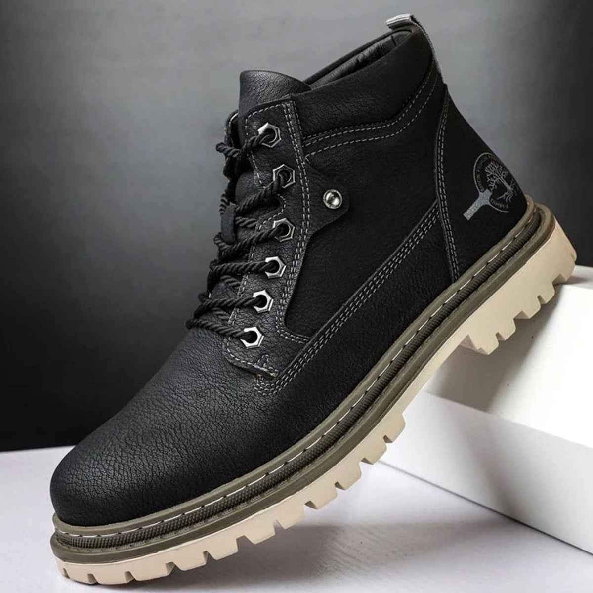 Men's Rugged Lace-Up Ankle Work Boots Padded Collar