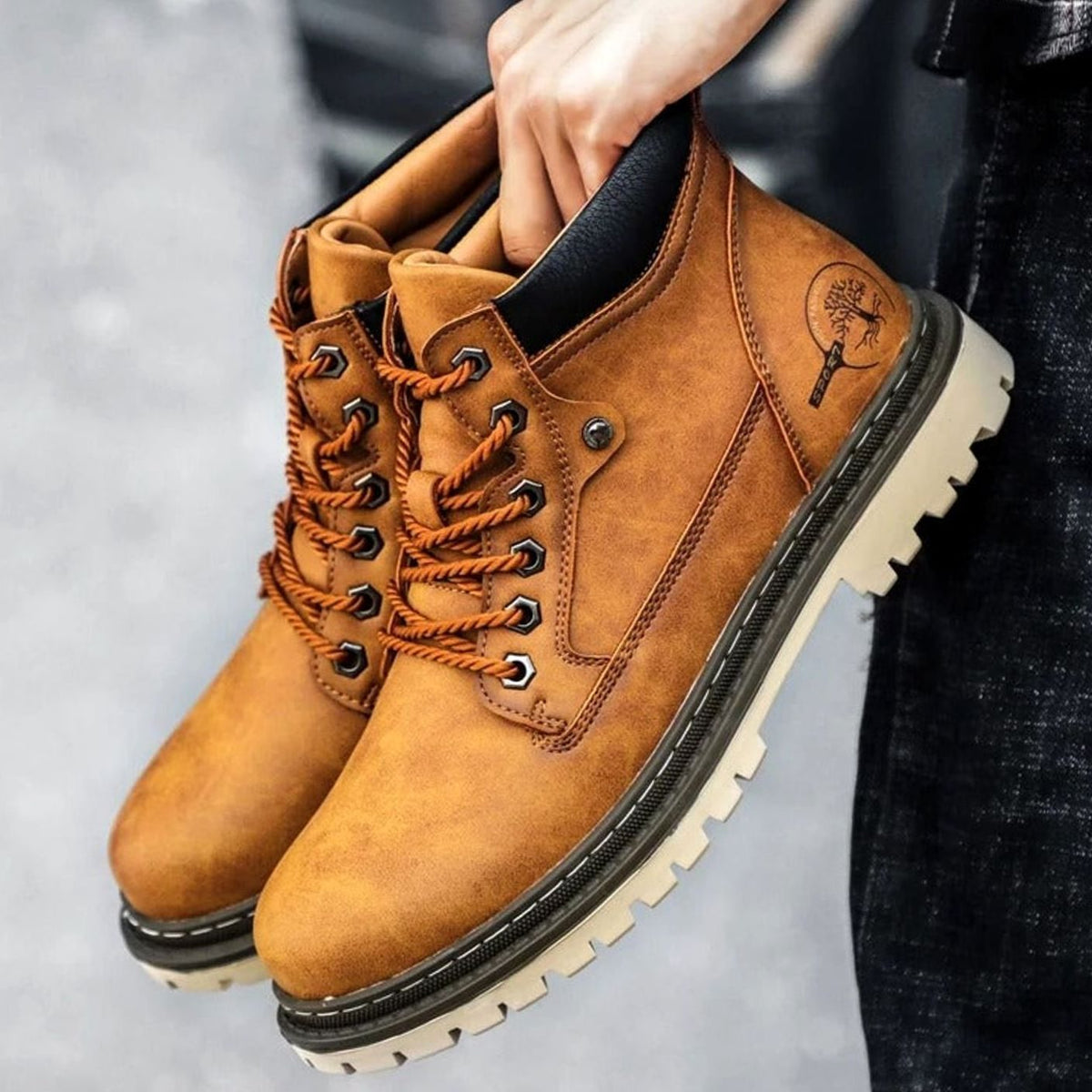 Men's Rugged Lace-Up Ankle Work Boots Padded Collar